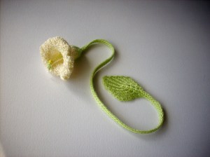 Squash Blossom Bookmark by Bonnie Sennott as seen on Ravelry