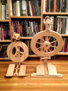 The new pair of brothers. Makes me wish I had four hands. I wonder if I can learn to spin with my feet. 